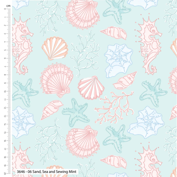 MAKE BELIVE 
SAND SEA AND SEWING 
HOLLY DENNETT
THE DRESSMAKER FABRICS 
QUILTING PATCHWORK
COTTON DIGITAL PRINT 