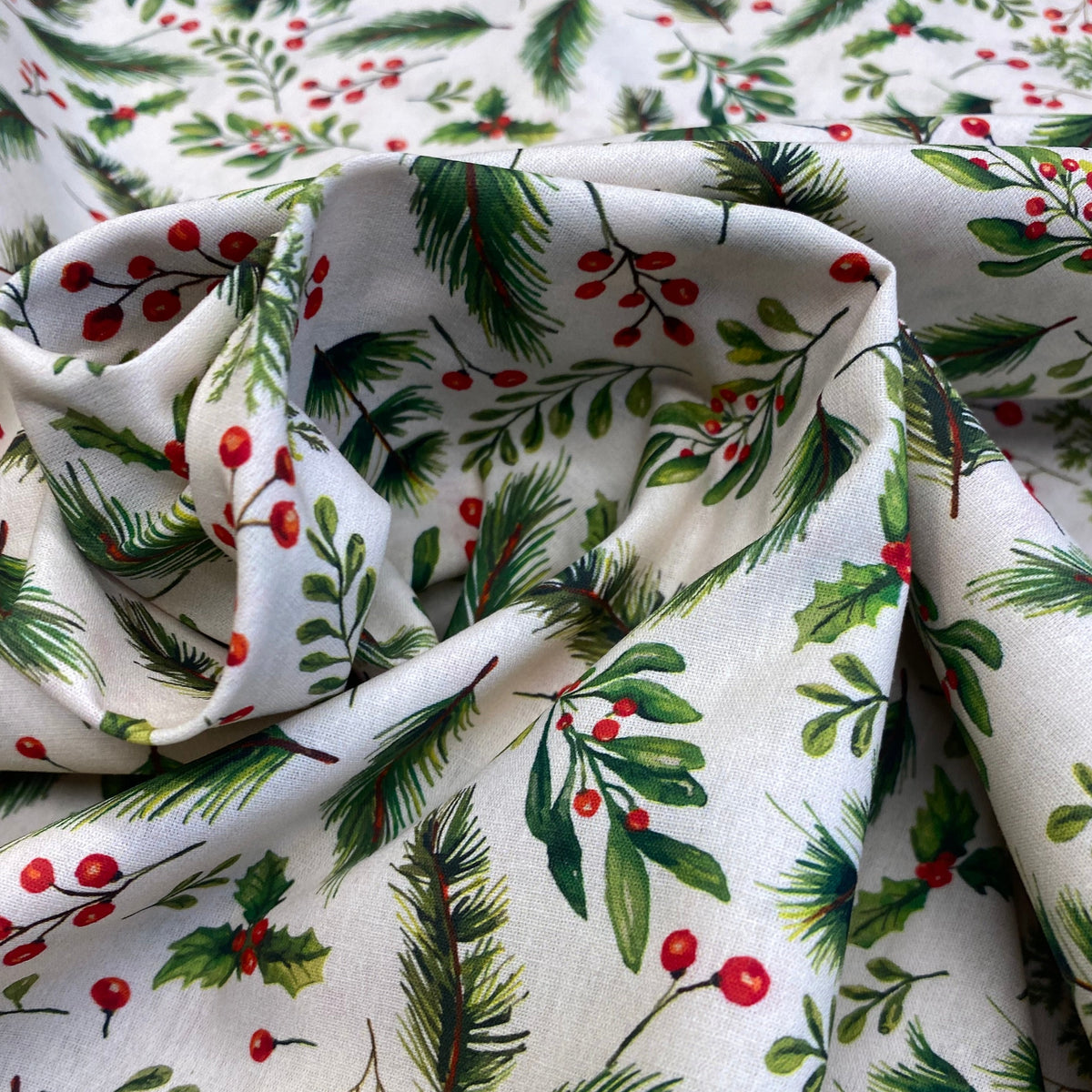 SEASONS GREETINGS - 100% COTTON POPLIN – The Dressmaker Fabrics