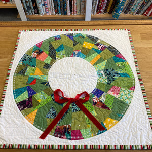 ALL DAY FESTIVE QUILTING RETREAT - WREATH PANEL WORKSHOP