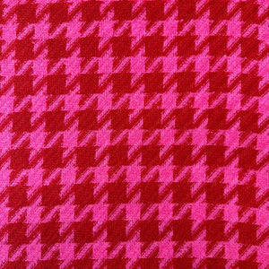 DOGS HOUNDS TOOTH COATING 
FABRIC GODMOTHER 
THE DRESSMAKER FABRICS 
PINK RED 
DRESSMAKING WINTER AUTUMN 