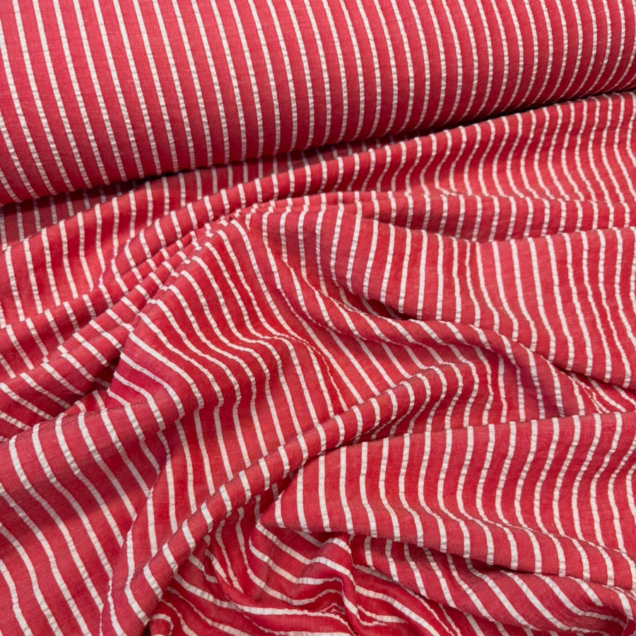 BUBBLE SEERSUCKER 
DESIGNER DEADSTOCK 
THE DRESSMAKER FABRICS 
SUMMER FABRIC 
DRESSMAKING 
STRIPES STRIPED 