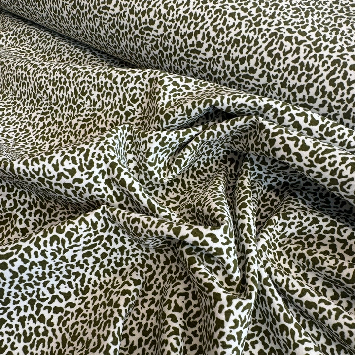 COTTON ELASTANE 
DESIGNER DEADSTOCK 
THE DRESSMAKER FABRICS 
ONE WAY STRETCH
DRESSMAKING 
ANIMAL PRINT LEOPARD 
TROUSER FABRIC 