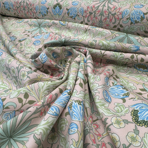V AND A
WILLIAM MORRIS V&A
DRESSMAKING V&A FABRIC 
THE DRESSMAKER FABRICS 
COTTON VISCOSE BLEND 