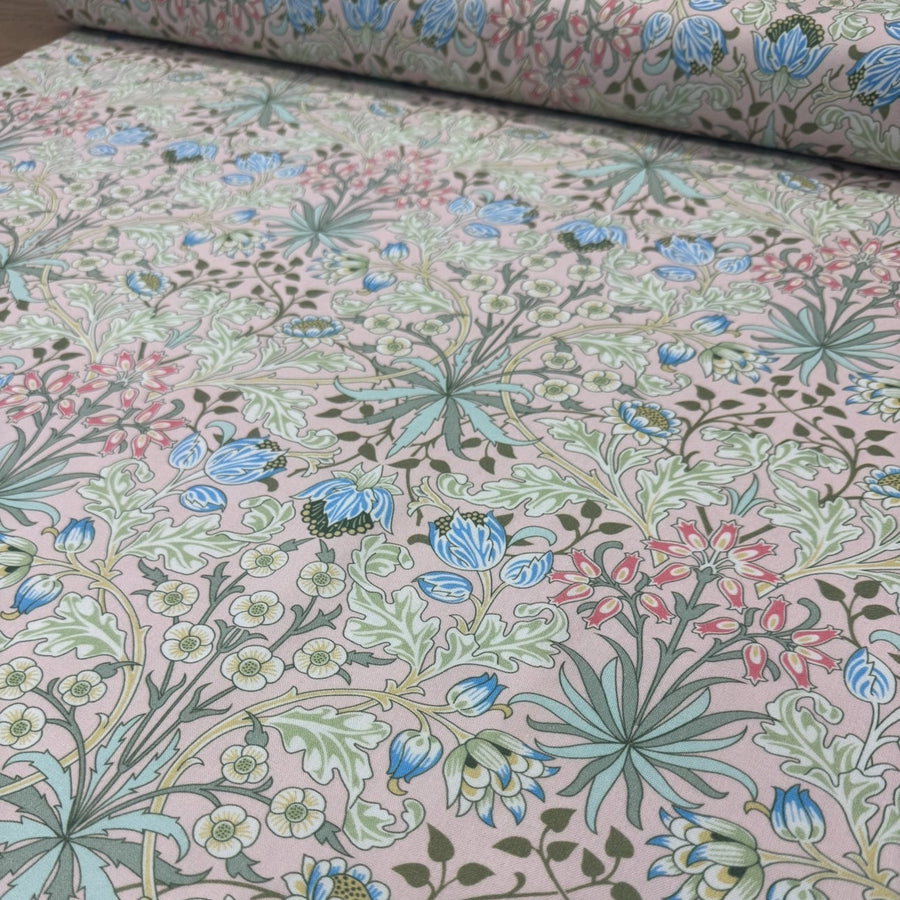 V AND A
WILLIAM MORRIS V&A
DRESSMAKING V&A FABRIC 
THE DRESSMAKER FABRICS 
COTTON VISCOSE BLEND 