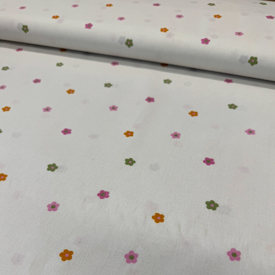 DAISY FLORAL DITSY FLOWER 
100% FINE COTTON POPLIN  
THE DRESSMAKER FABRICS 
SEWING BEE 