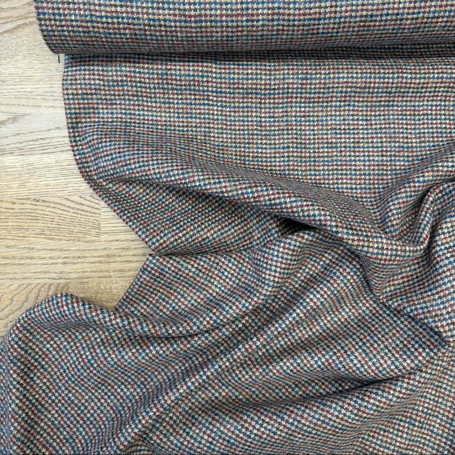 HERRINGBONE WINDOW PAIN CHECK 
WORSTED WOOL - ABRAHAM MOON 
100% WOOL 
THE DRESSMAKER FABRICS 
DESIGNER DEADSTOCK