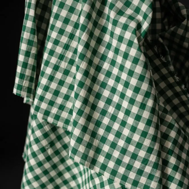 THE DRESSMAKER FABRICS 
MERCHANT & MILLS
MINI TOTO GINGHAM CHECK 
COTTON LINEN 