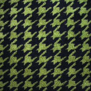 THE DRESSMAKER FABRICS 
MERCHANT & MILLS
HOUNDSTOOTH DOGTOOTH KHAKI GREEN SHERPA FUR 
WINTER FABRIC JACKET 