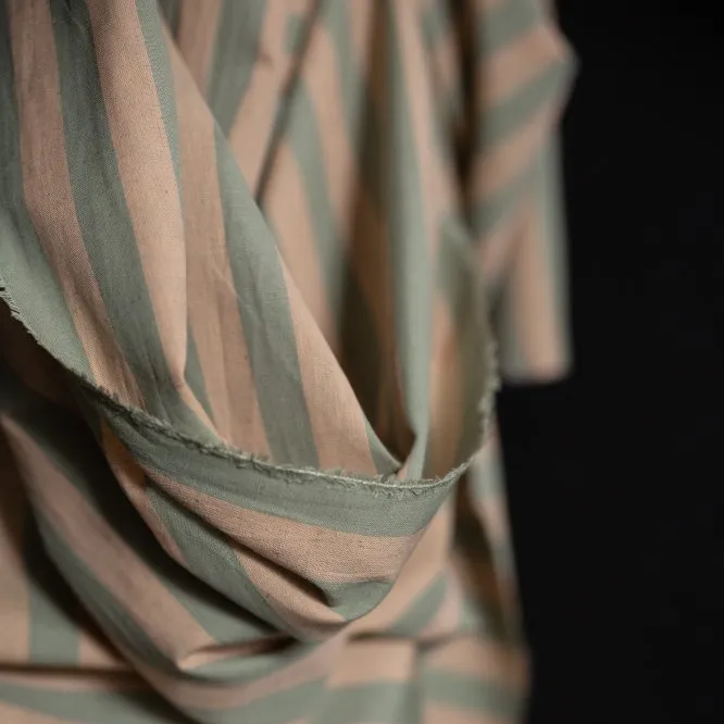 THE DRESSMAKER FABRICS 
MERCHANT & MILLS
LAND AND SEA STRIPE
COTTON LINEN 