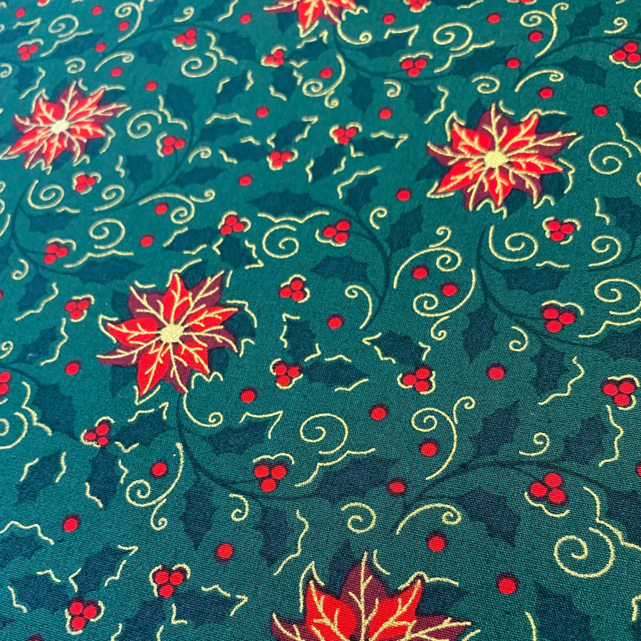 CHRISTMAS POINSETTIA  FESTIVE COLLECTION  100% COTTON 150cm WIDE